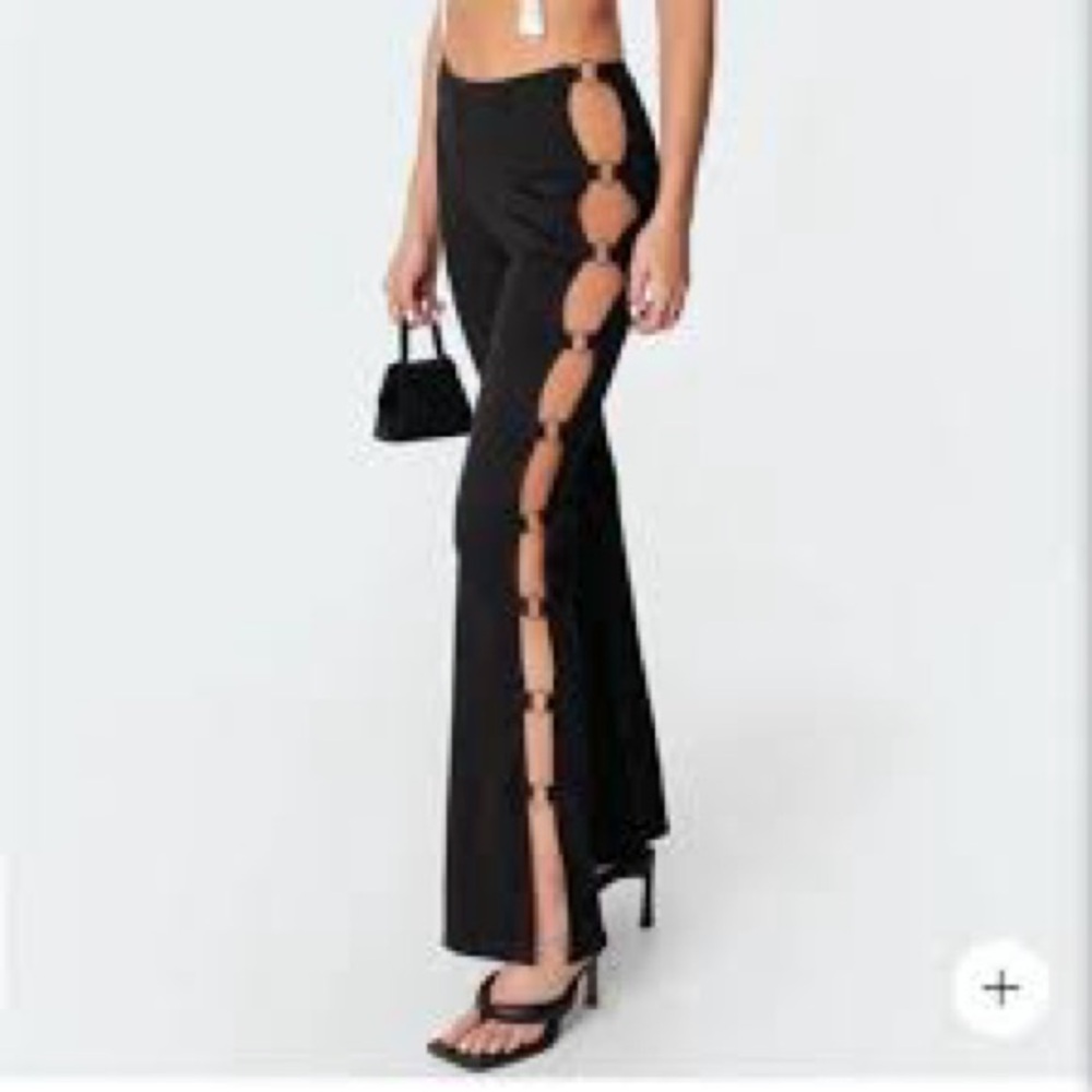 Edikted | Open Ring Flare Knit Pants